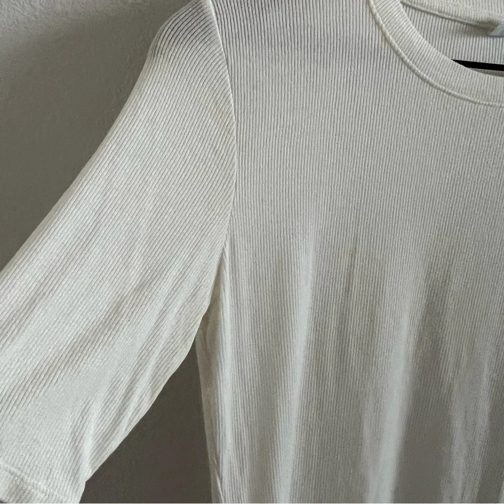 Gap, Banana Republic, A New Days Tops Medium Lot of Three Wardrobe Basics - Picture 11 of 11